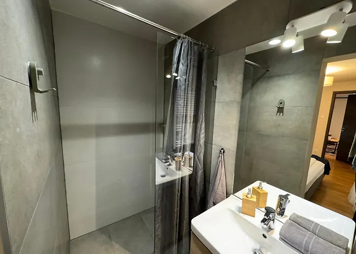 Apartament Emerald *