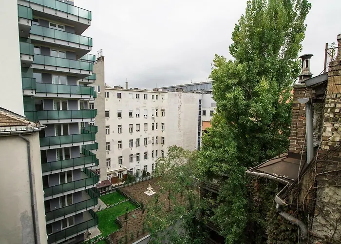 Apartament Emerald *